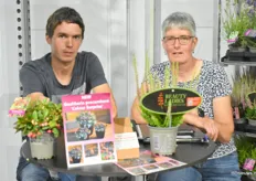 Nick en Carina Doomen waren ook op de beurs met een breed assortiment sierheesters in pot met de focus op Gaultheria en Heideplanten.